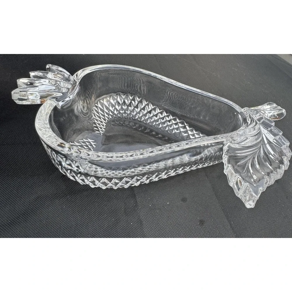 Poltar Crystal Pear Dish – Pressed Crystal Slovakia 7.25